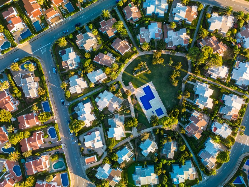 Toma aeréa con dron de un fraccionamiento en Puebla